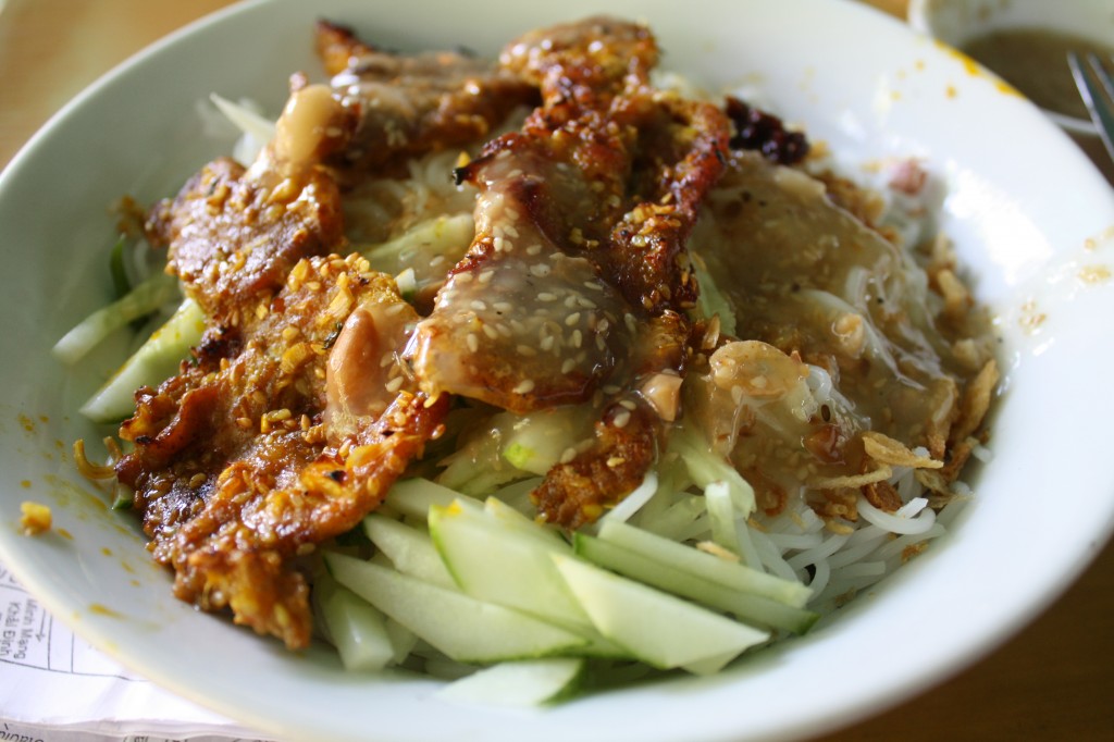 hue barbecued pork with noodles